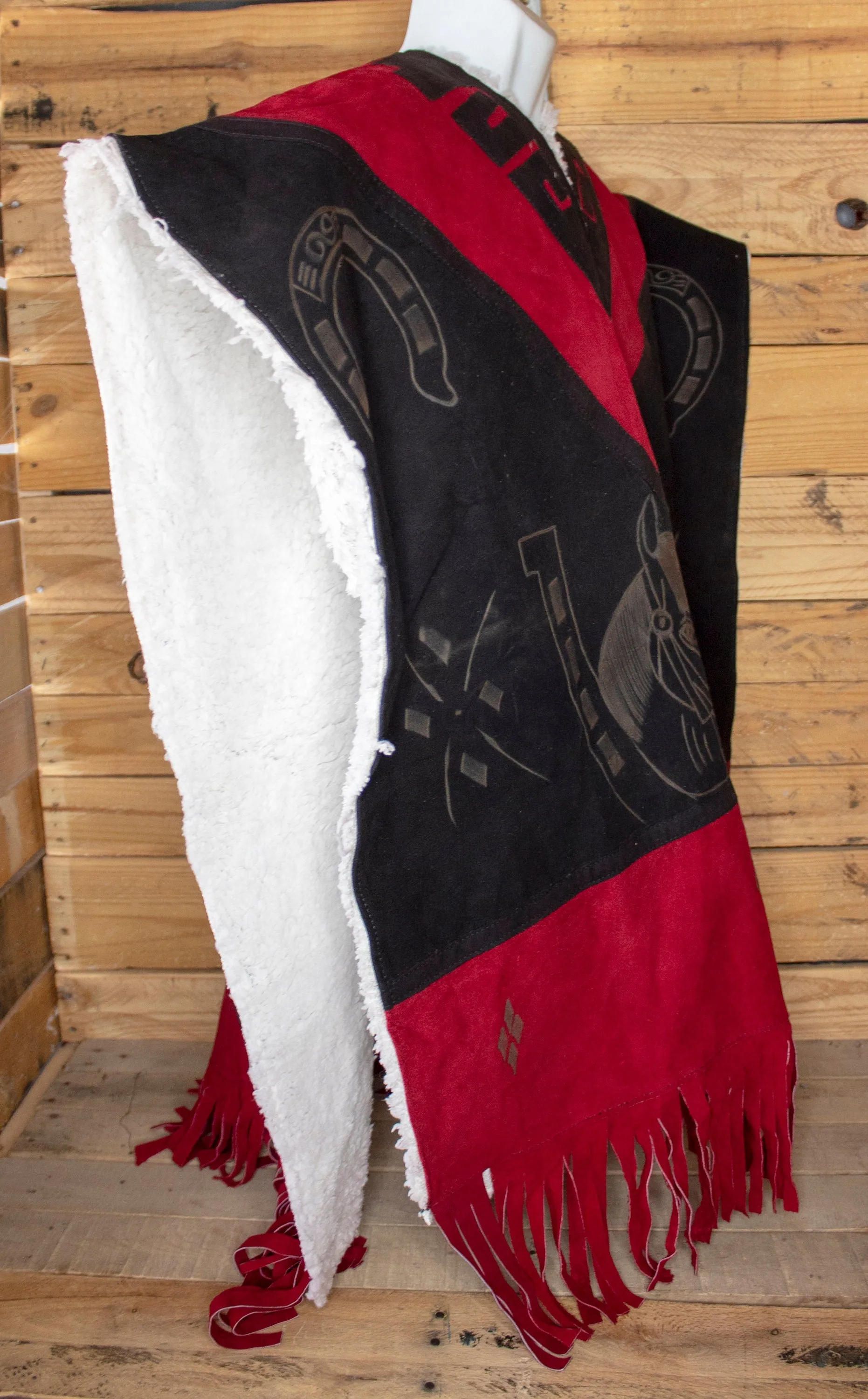 AUTHENTIC SUEDE LEATHER Red stamped Horse & Horseshoe Western sheep wool cowboy Mexican zarape poncho