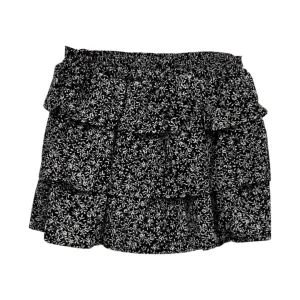 Black Daisy Woven Skirt..