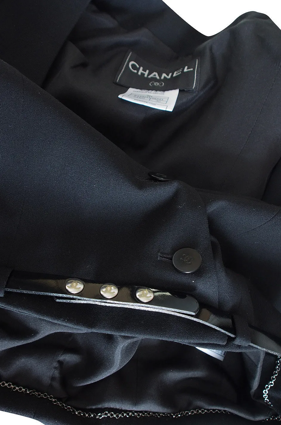 c2000 Chic Little Black Cropped Chanel Jacket & Belt