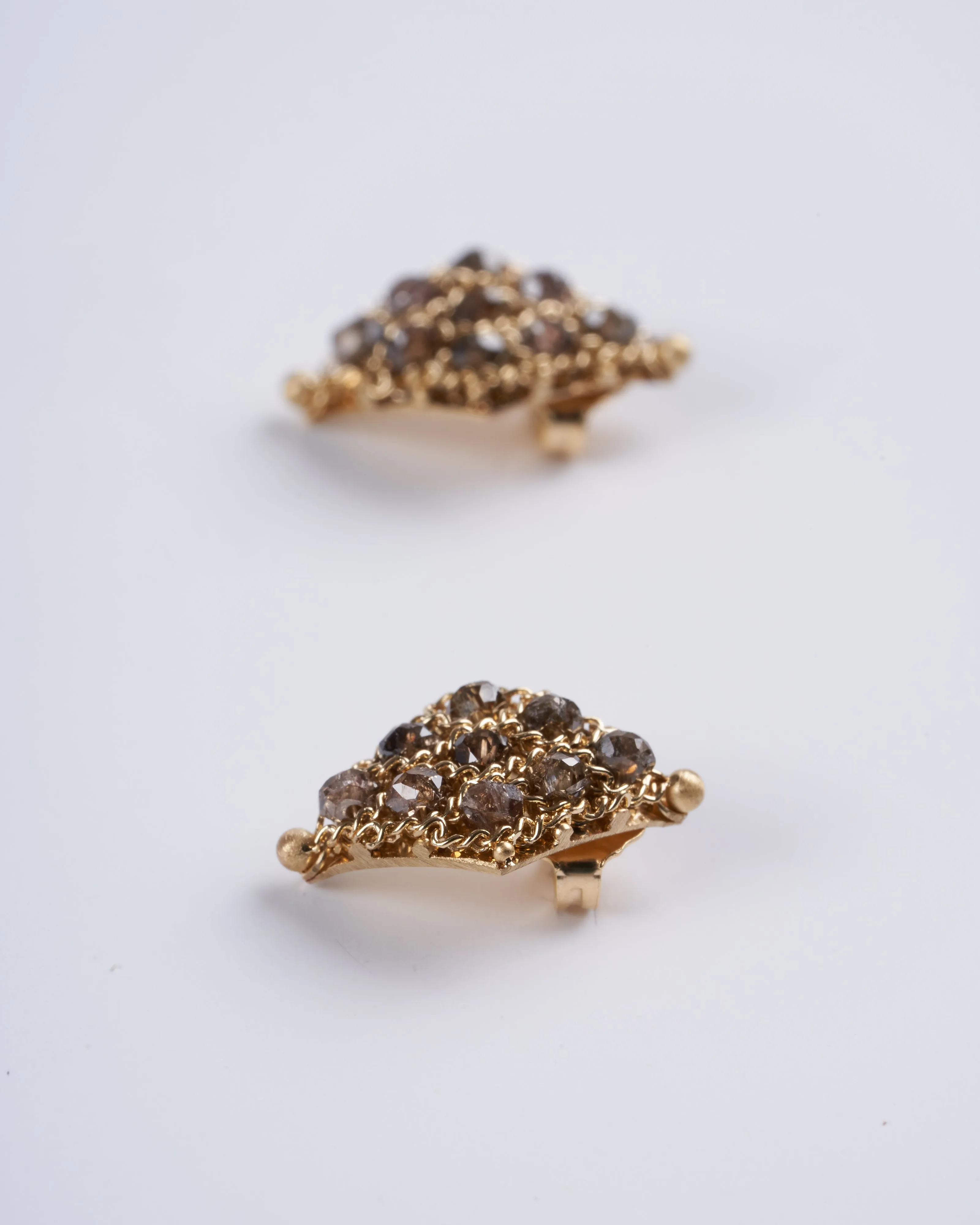 cognac diamond woven stud earrings