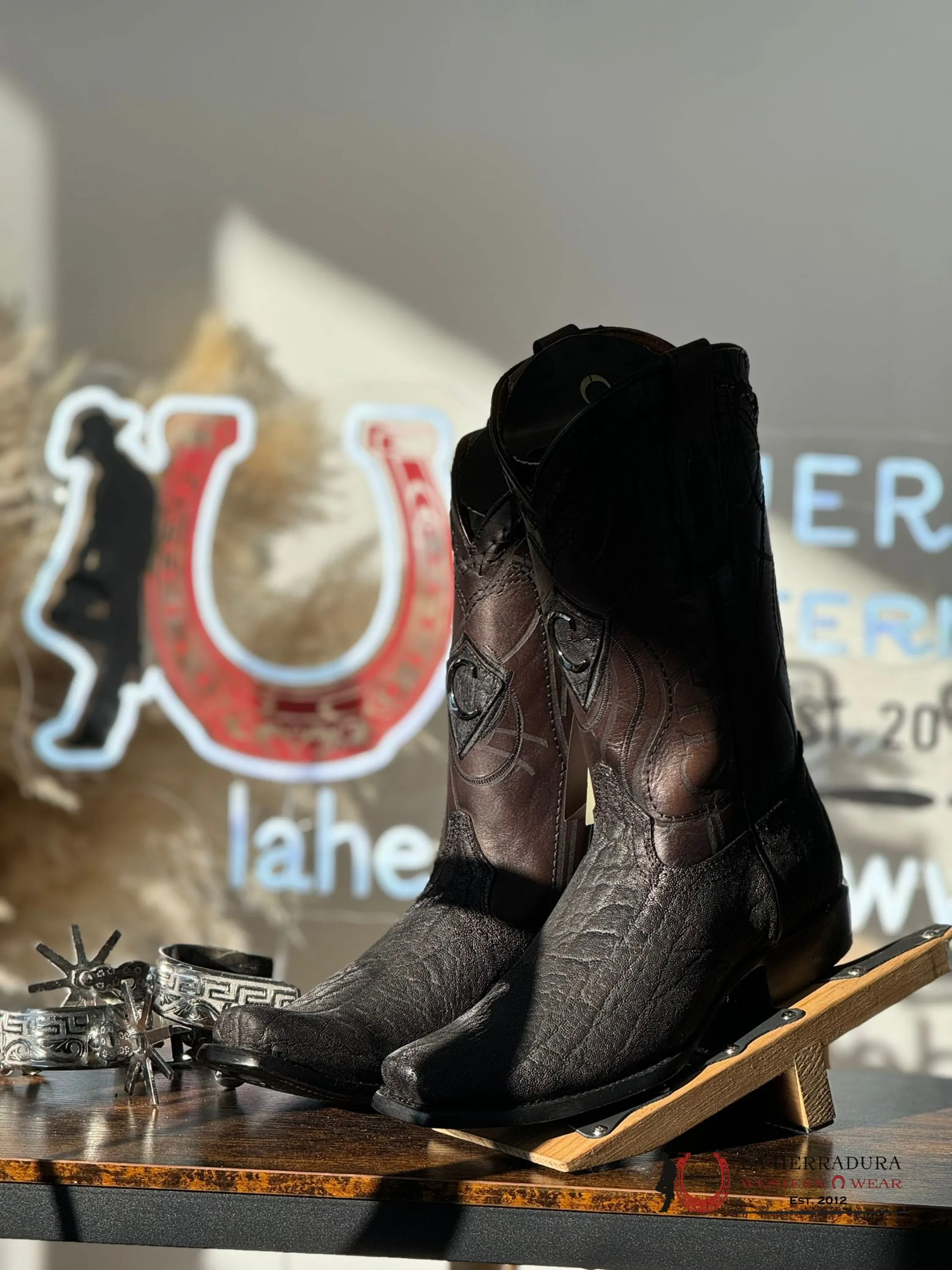 CUADRA BOOTS ELEPHANT BLACK ELEFANTE