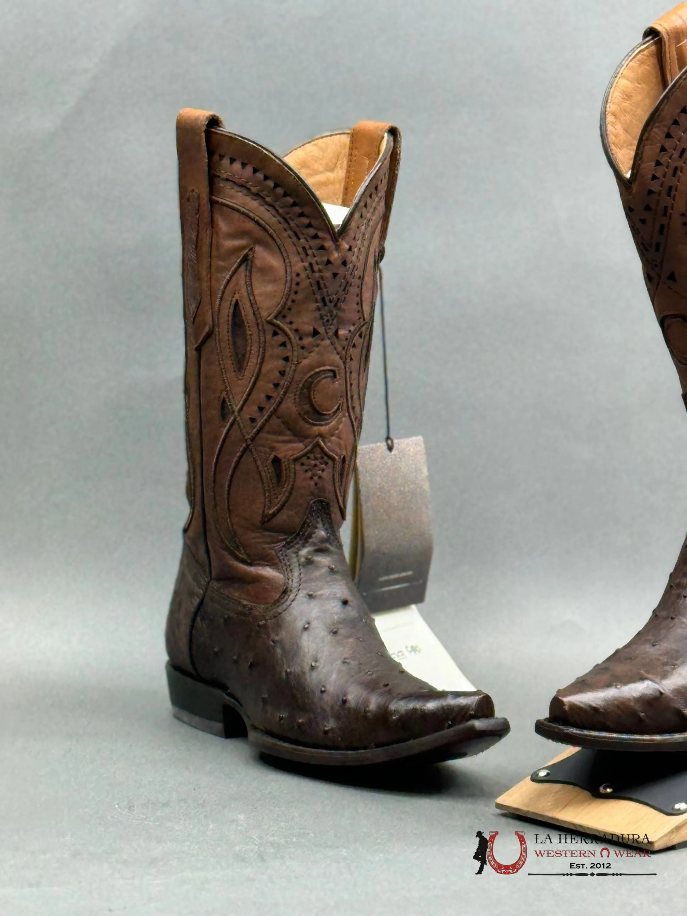 CUADRA BOOTS OSTRICH EVEREST CHOCOLATE LASER & WOVEN SNIP TOE