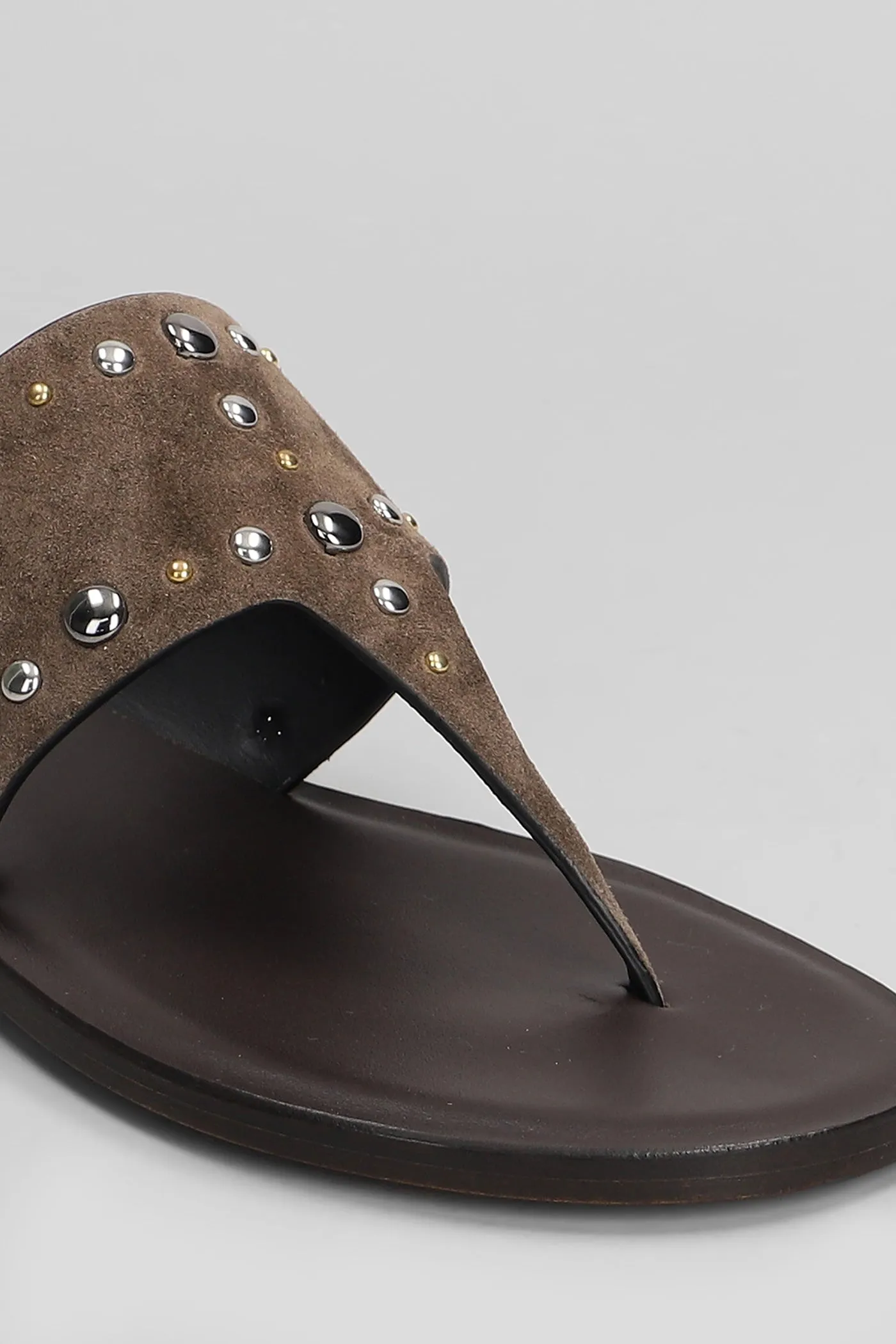 Flats in brown suede