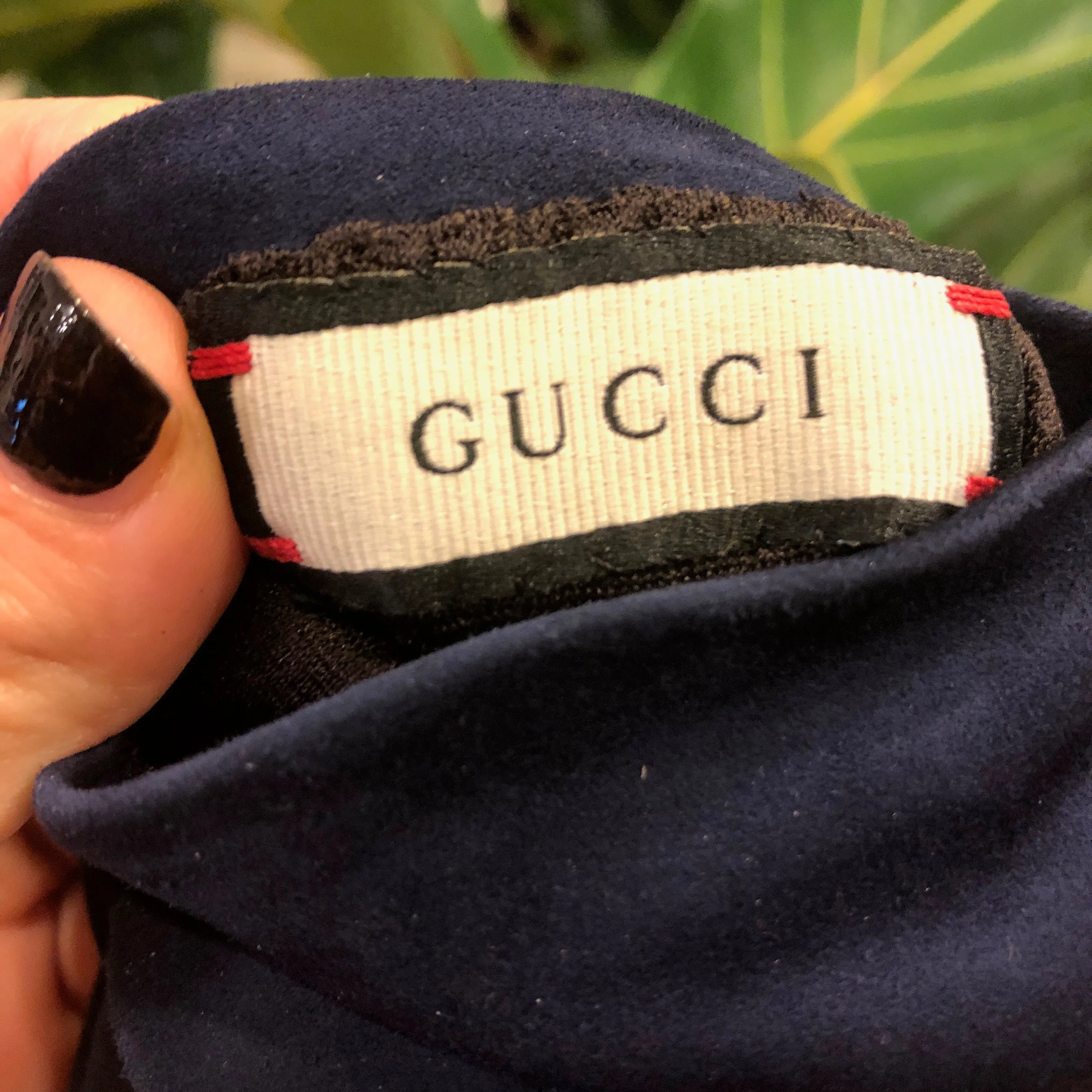 Gucci GG Suede and Leather Gloves in Viola