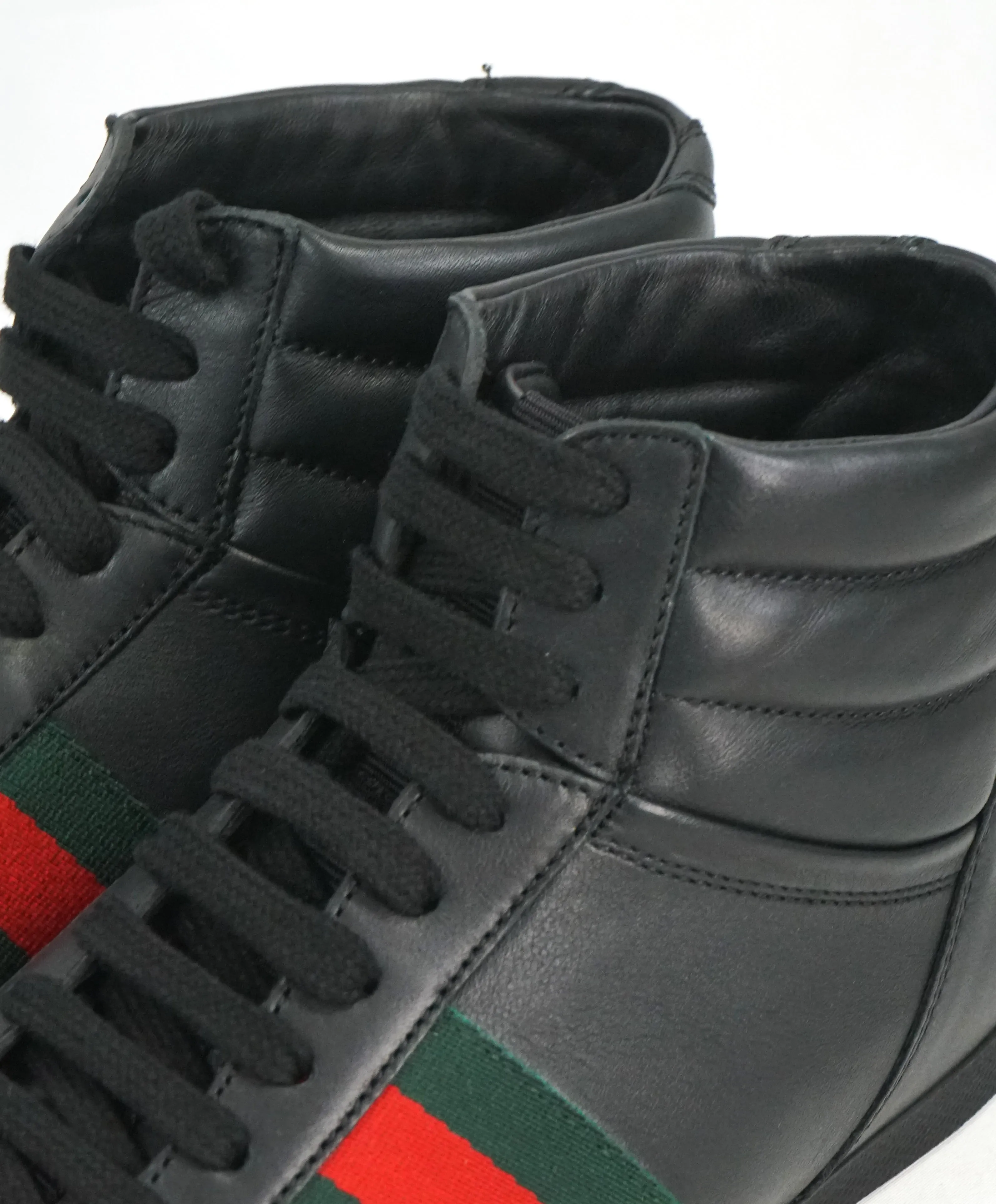GUCCI -Red and Green Logo Stripe GG High-Top Black Sneakers - 6G / 6.5 US