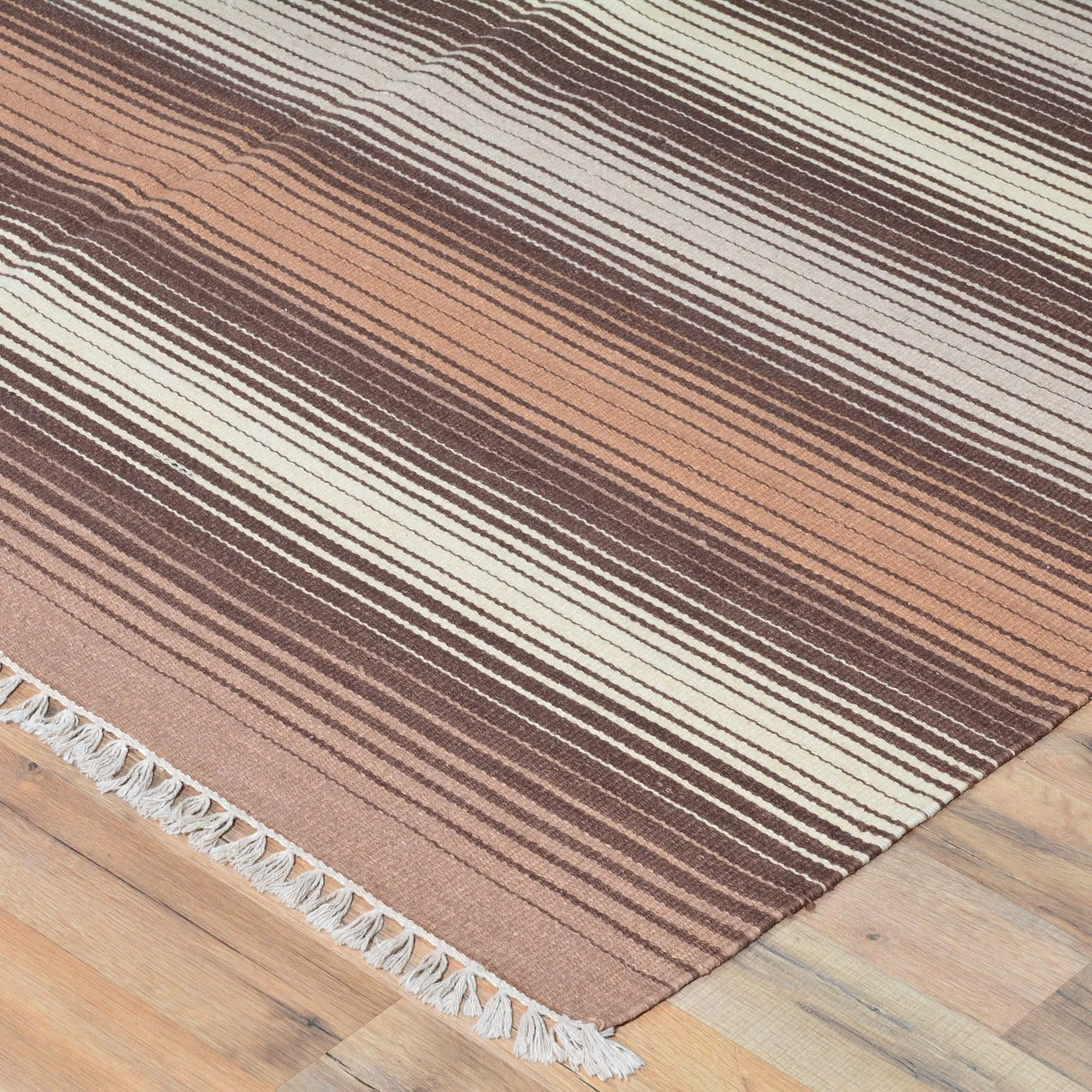Hand-Woven Handmade Striped Kilim Flatweave Wool Rug (Size 5.5 X 7.9) Cwral-4173
