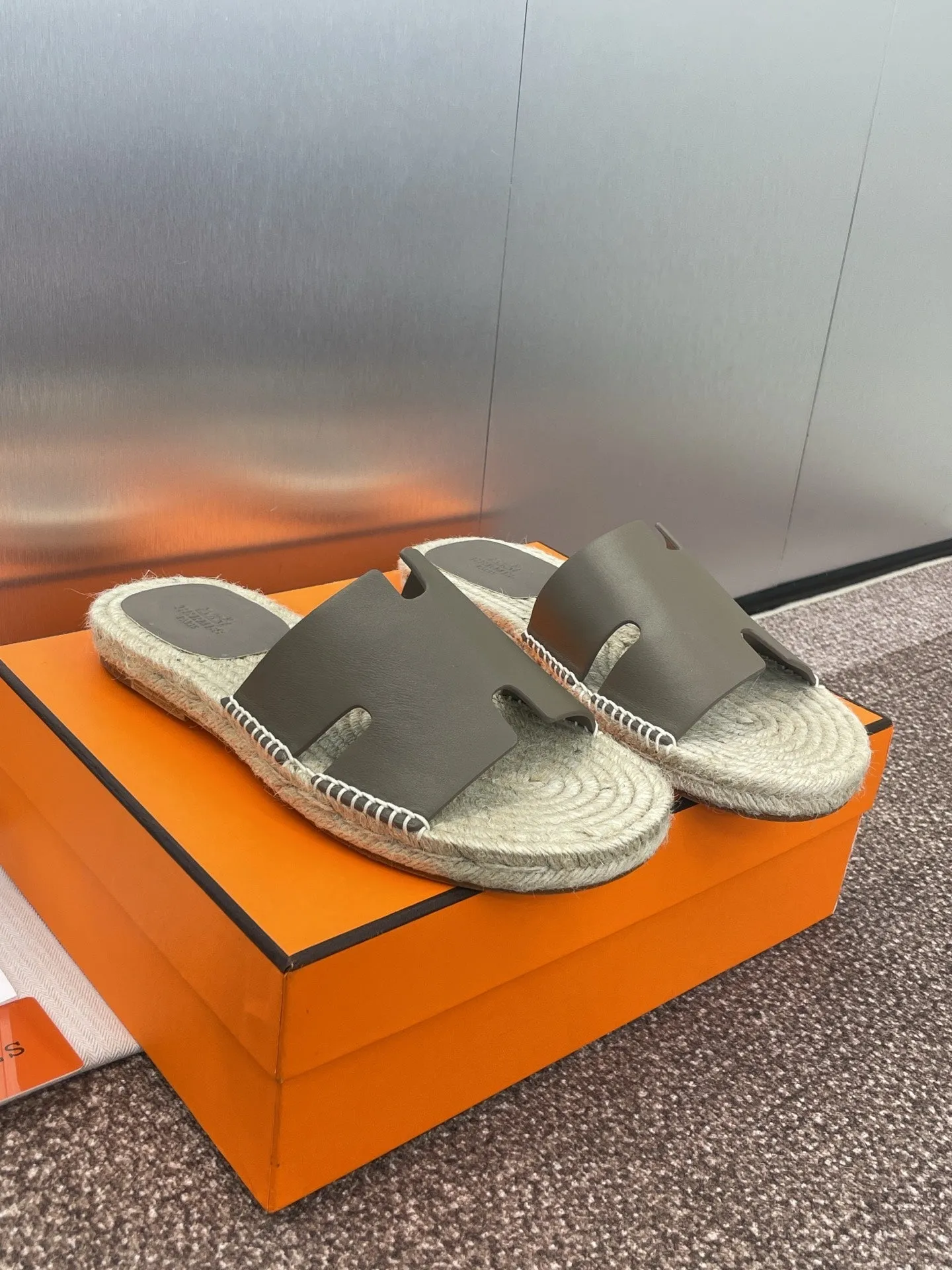 HM 25 Antigua Espadrilles Etoupe Calfskin