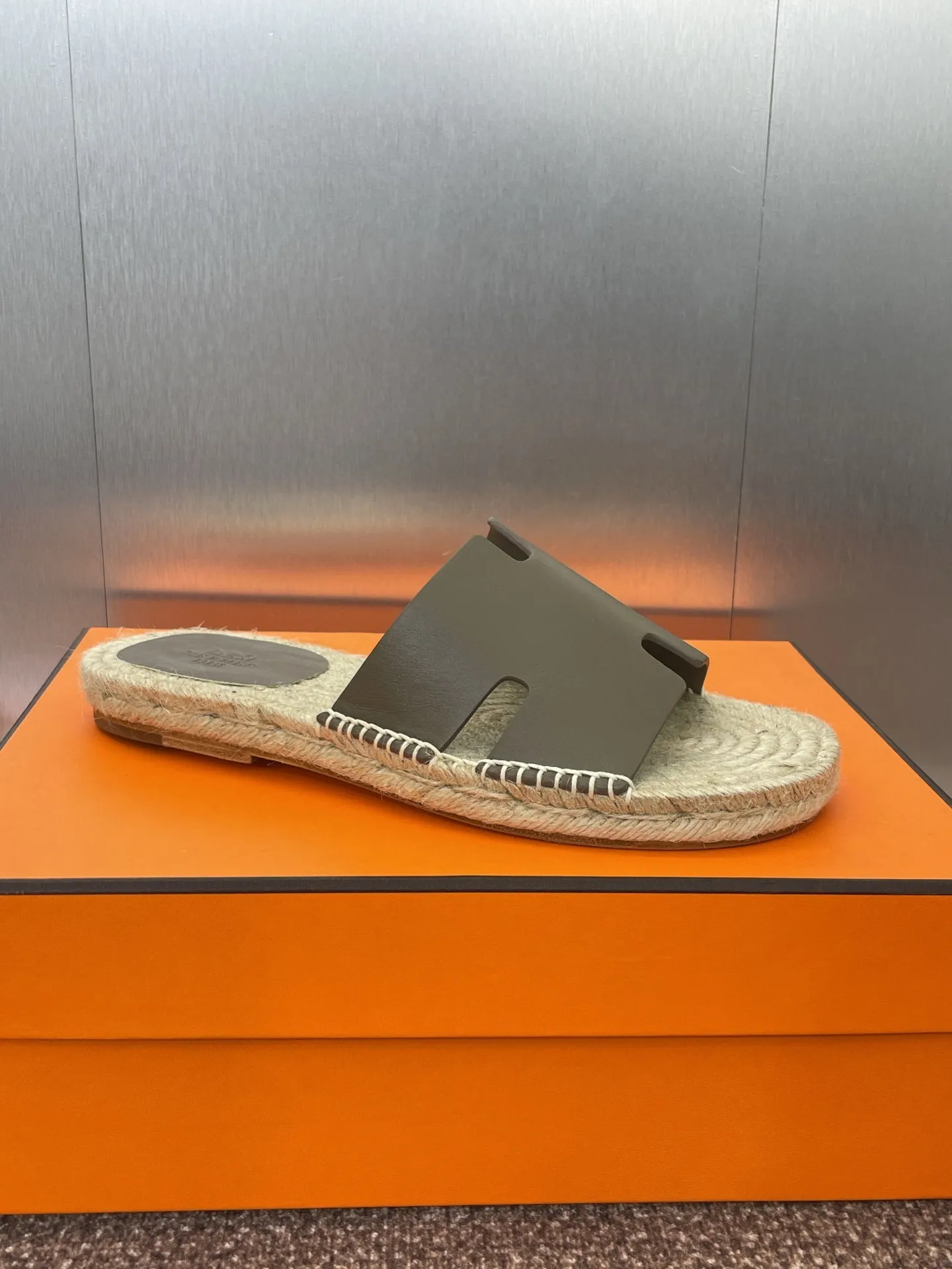 HM 25 Antigua Espadrilles Etoupe Calfskin