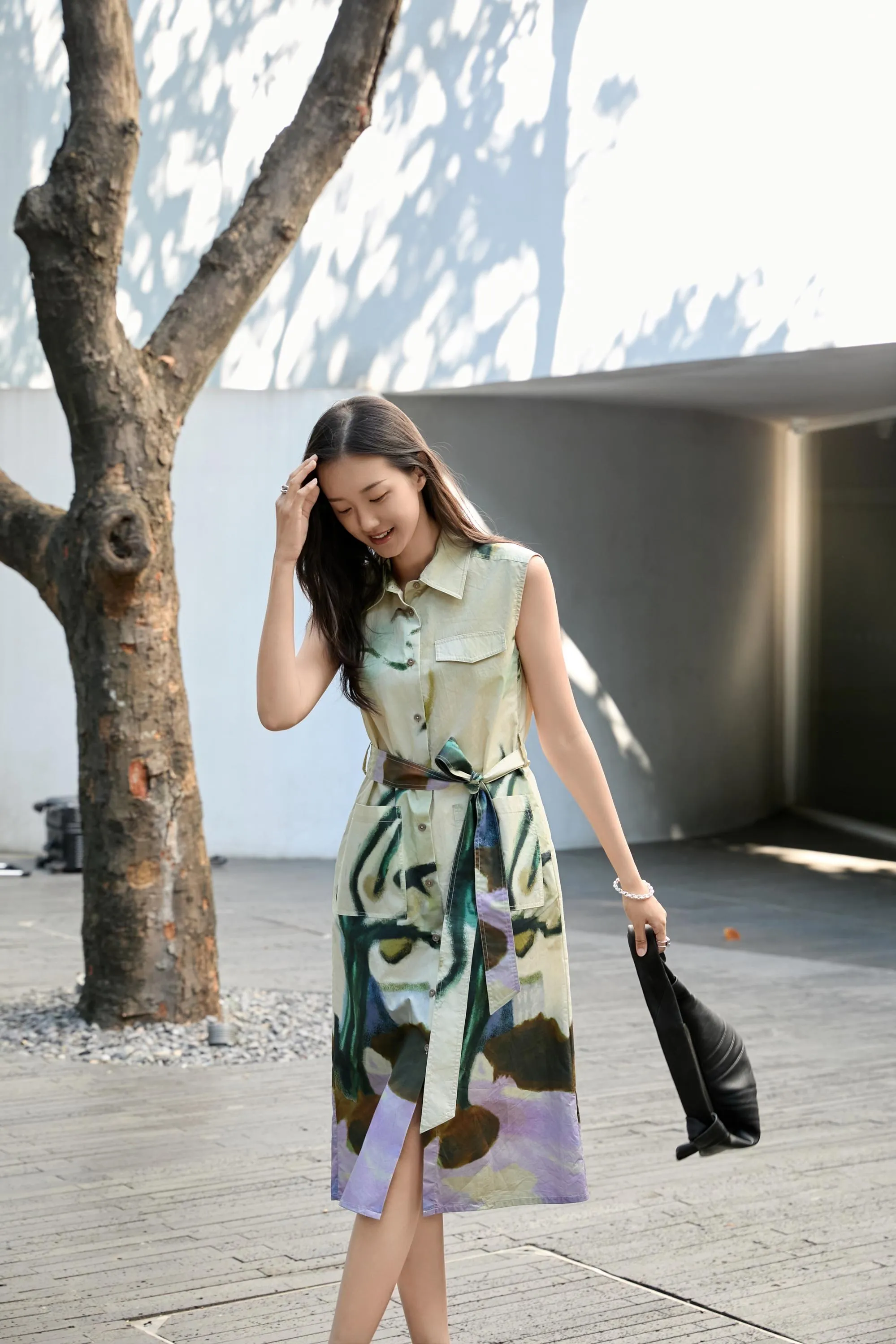 Ink-Dyed Sleeveless Cotton Dress with Abstract Print, Adjustable Waist, and Side Pockets, green dress, pure cotton, abstract print dress