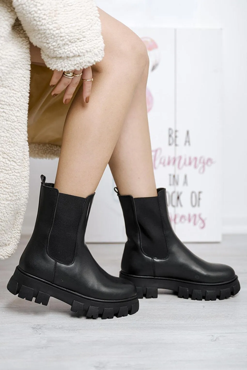 Keanna Elastic Thick Sole Women's Boots