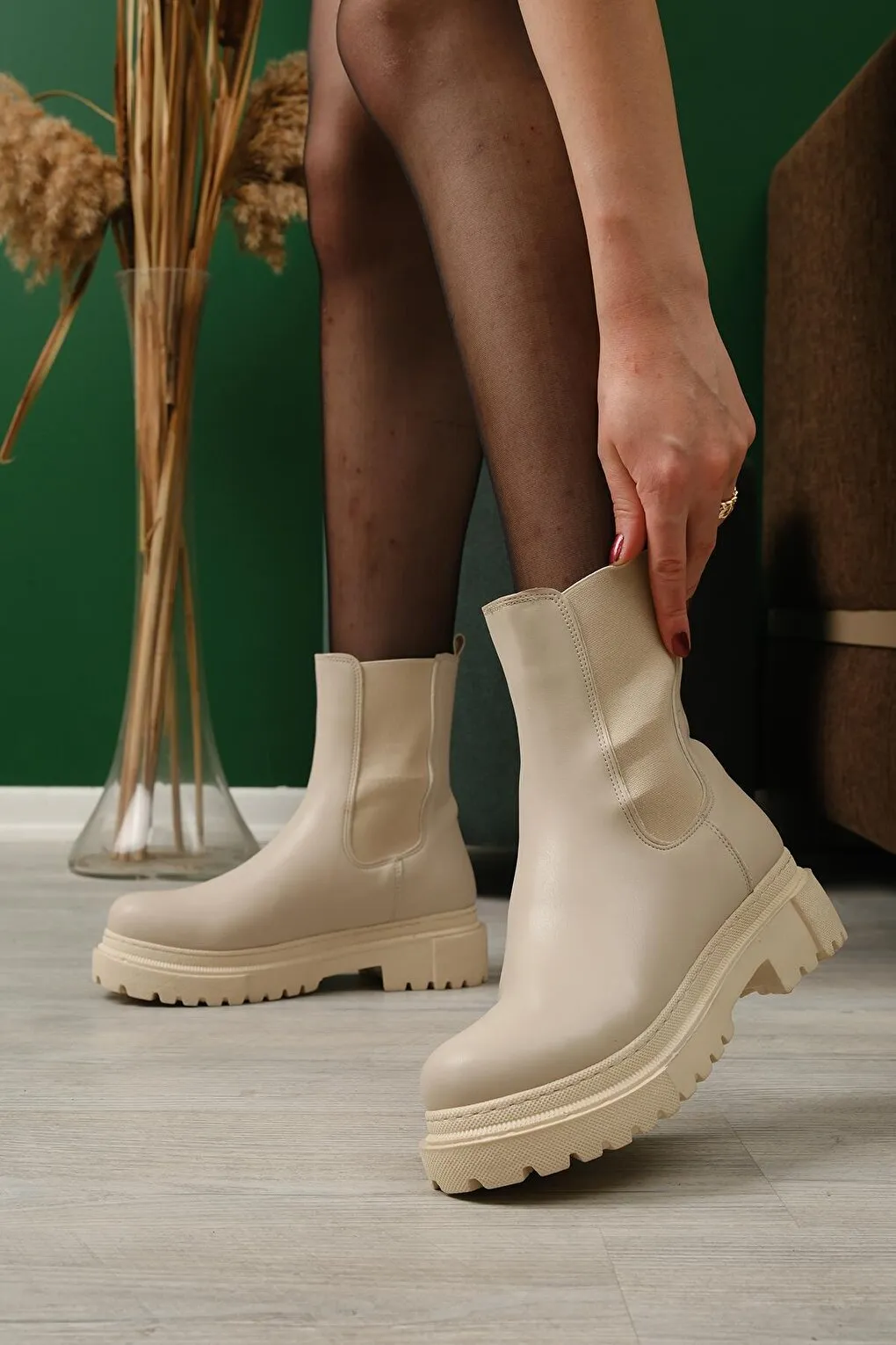 Keanna Elastic Thick Sole Women's Boots