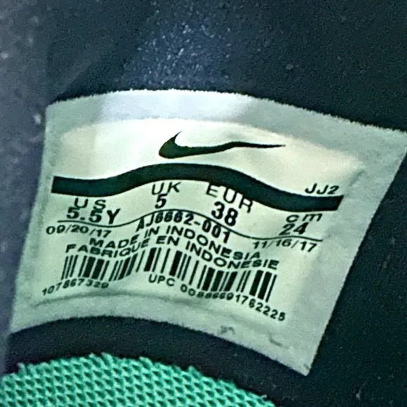 Nike Huarache City Sneaker