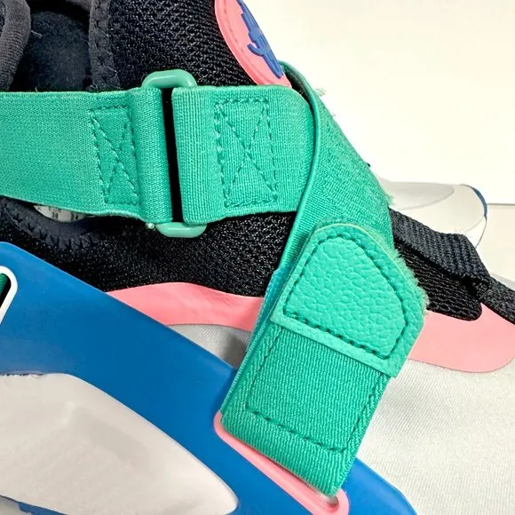 Nike Huarache City Sneaker