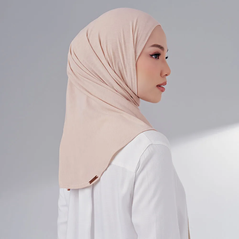 Niya in Doeskin (Net)