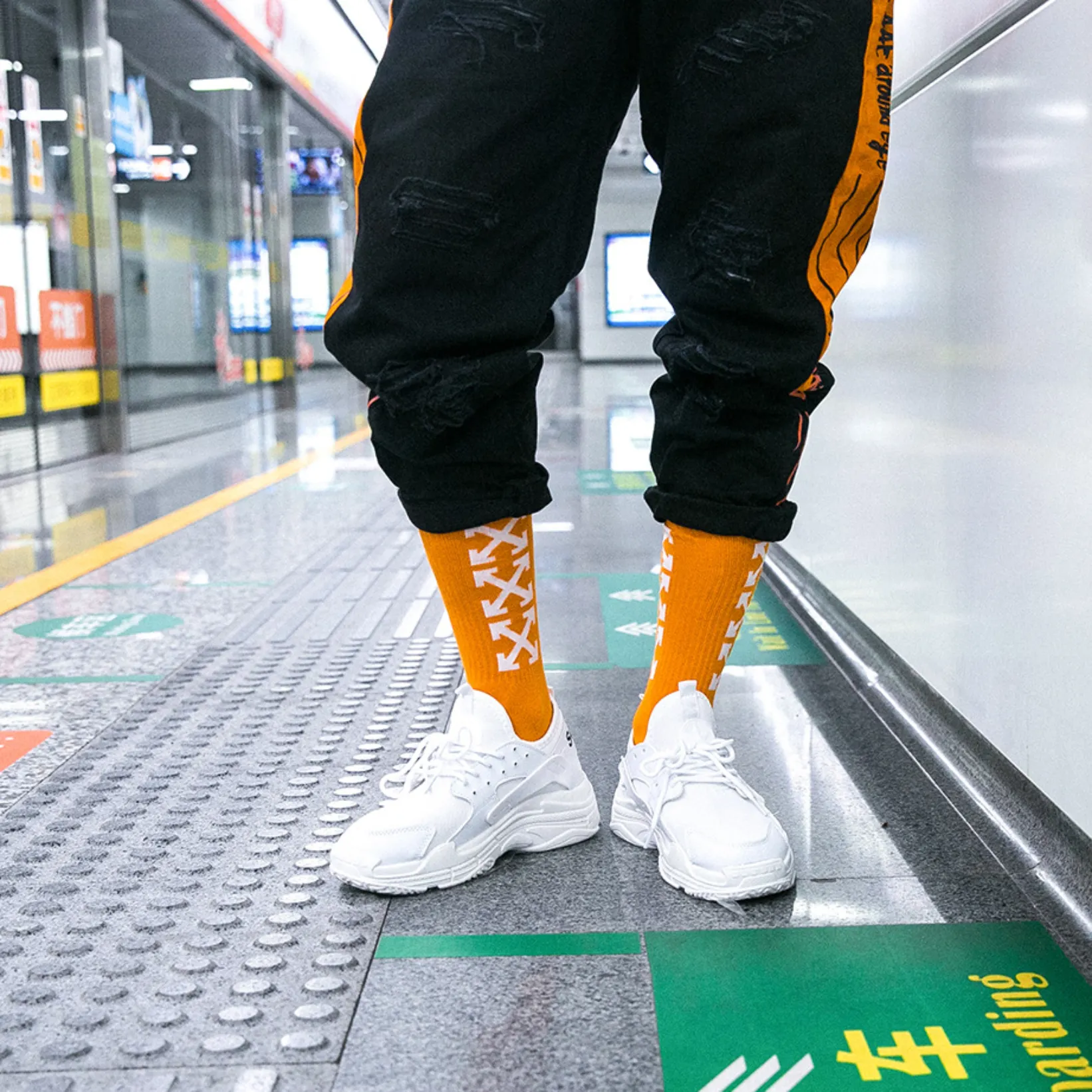 "X" Chaussettes Montantes Streetwear - URB1™