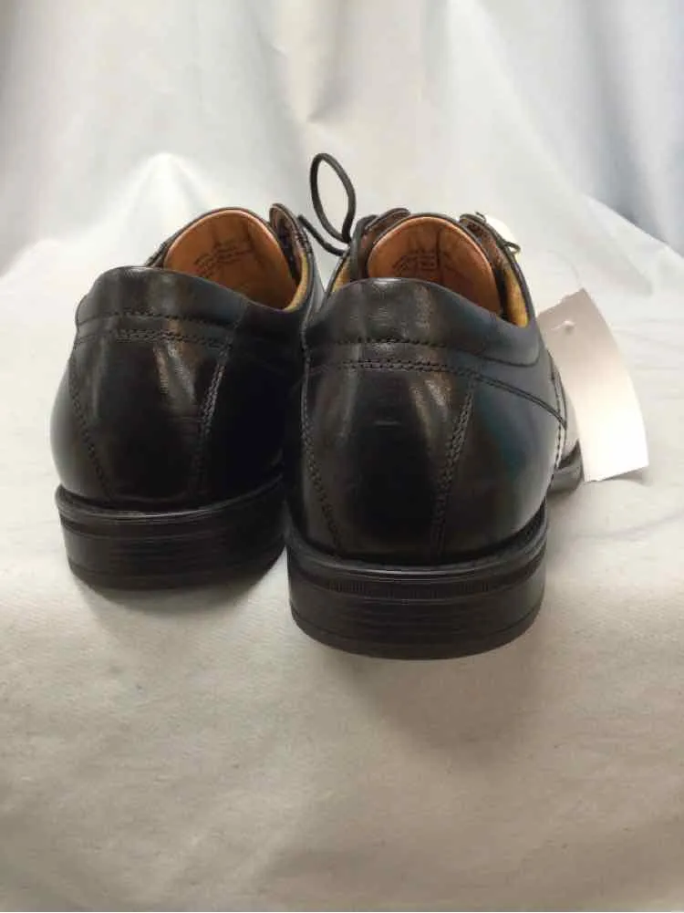 SIZE 10 1/2 FLORSHEIM Men's SHOES