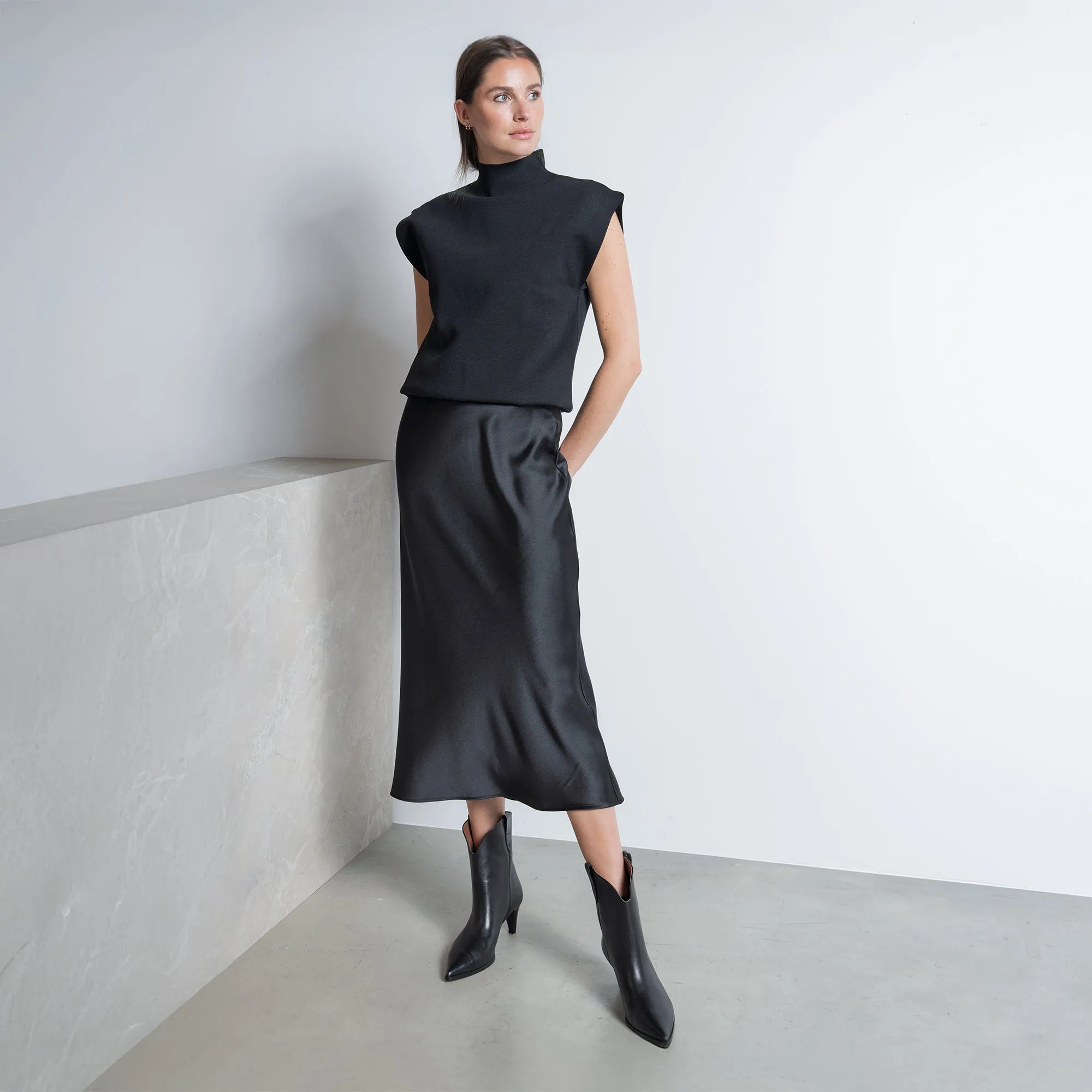 Vendôme Louane black calfskin leather boots
