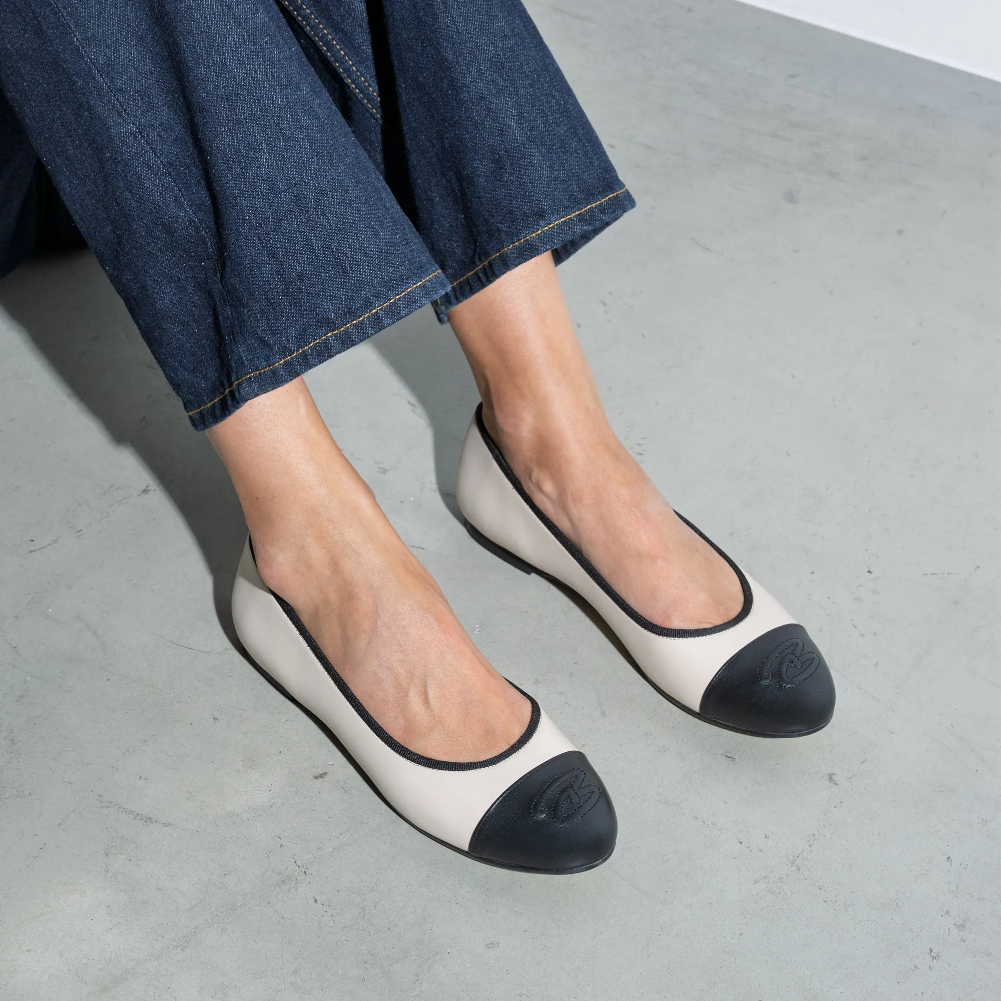 Vendôme Ynes cream calfskin leather ballerinas