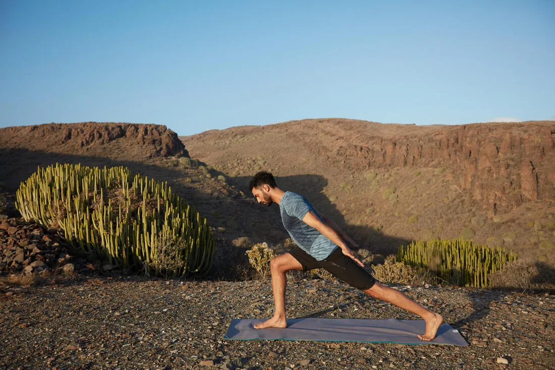 Woven Dynamic Yoga Shorts