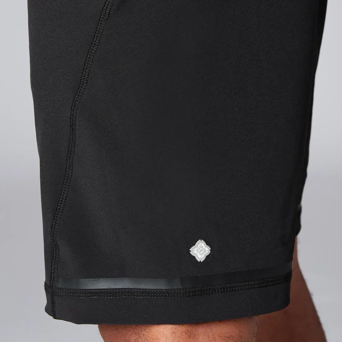 Woven Dynamic Yoga Shorts
